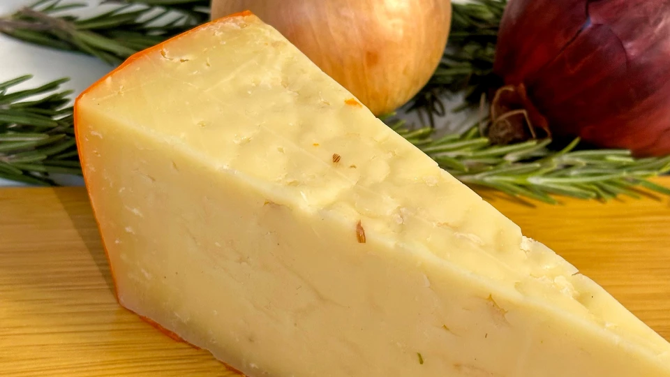 Гауда з цибулею - Фото 2, крафтовий сир OSNOVA CHEESE