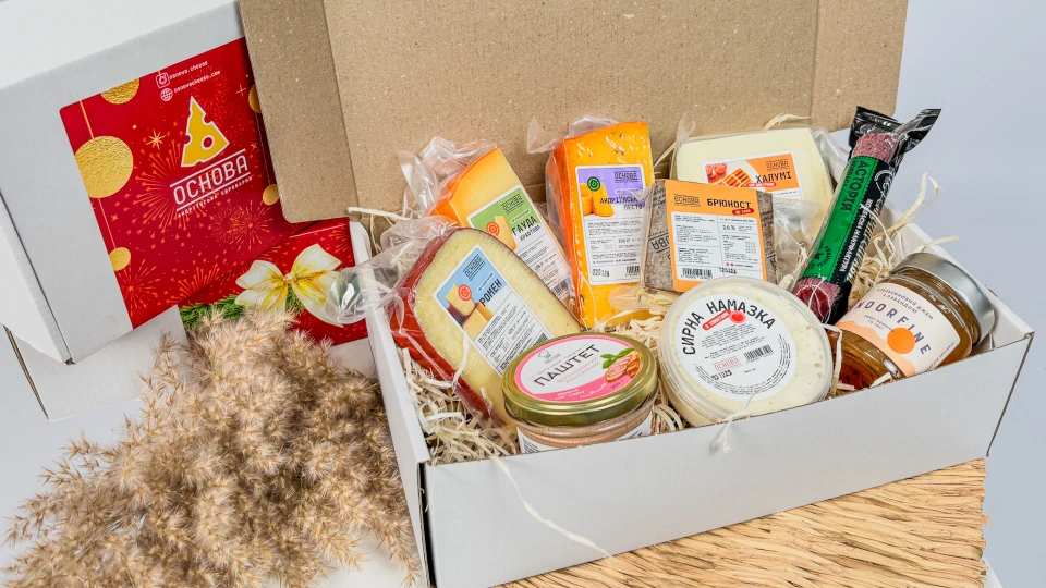 Набір «Святкова вечеря» - Фото 3, крафтовий сир OSNOVA CHEESE