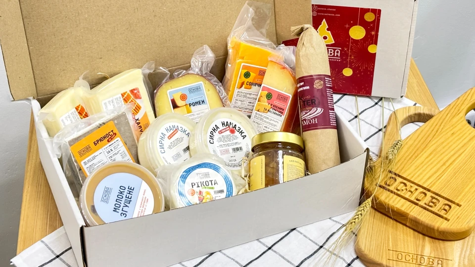 Набір “Щедрий сніданок” - Набір з крафтовим сиром від OSNOVA CHEESE