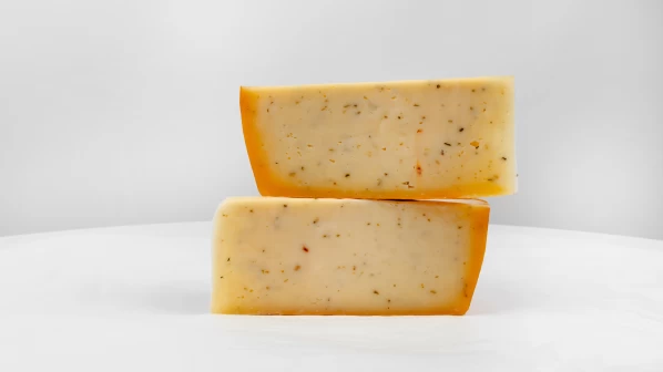 Гауда з італійськими травами - Фото 2, крафтовий сир OSNOVA CHEESE