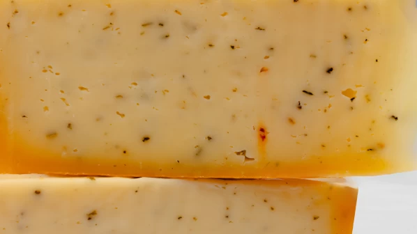 Гауда з італійськими травами - Фото 3, крафтовий сир OSNOVA CHEESE